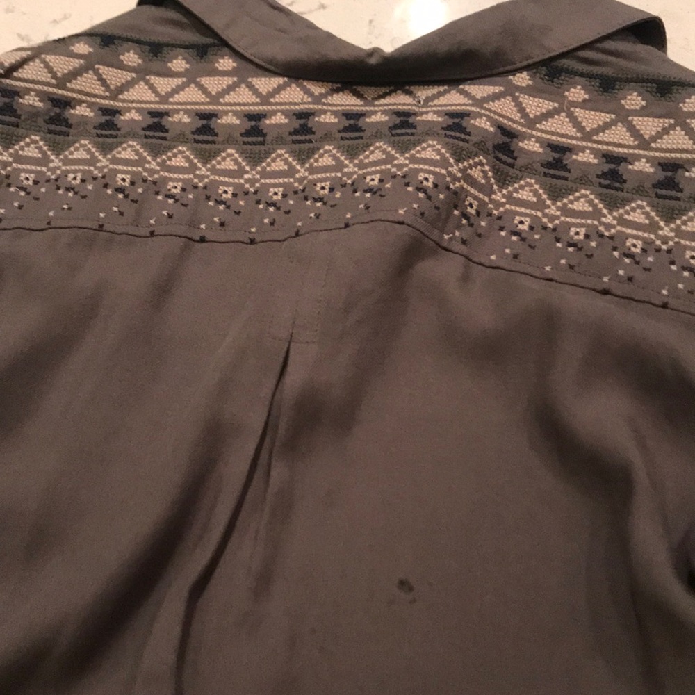 Button down top - Picture 4 of 4